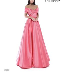 Tarik Ediz Pink Size 6 Flare Fitted Ball gown on Queenly