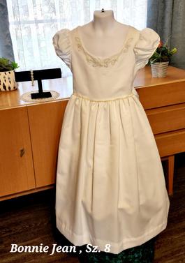 Bonnie Jean White $300 Ivory Ball gown on Queenly