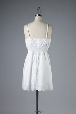 Style IMC5725D Emory Park White Size 10 Bridal Shower $300 Bachelorette Cocktail Dress on Queenly