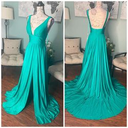 Jovani Green Size 2 Prom Side Slit Straight Dress on Queenly