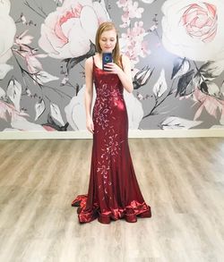 Ellie Wilde Red Size 0 Burgundy Mermaid Dress on Queenly