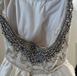 Mac Duggal White Size 2 Cotillion Sequin Jewelled Wedding Ball gown on Queenly