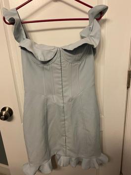 Lavish Alice Blue Size 6 $300 Cocktail Dress on Queenly