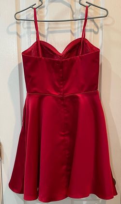 Blondie Nites Red Size 0 50 Off $300 Midi Cocktail Dress on Queenly