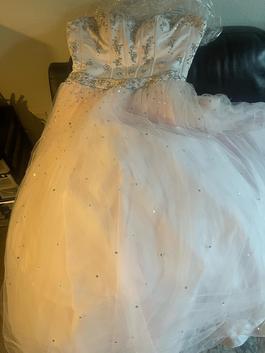Madeline Gardner Silver Size 6 50 Off Jewelled Train Dress on Queenly