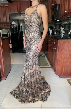 Sherri Hill Nude Size 2 Free Shipping 50 Off Jewelled Sequin Straight Dress on Queenly