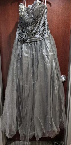 Style D420 Dreamz by Riva Designs Silver Size 14 Floor Length Tall Height Corset Ball gown on Queenly