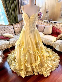 Sherri Hill Yellow Size 10 Floor Length Military A-line Dress on Queenly