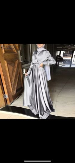 Silver Size 32 Straight Dress on Queenly