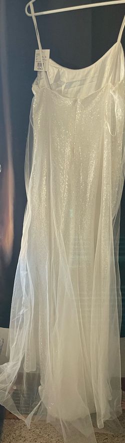 White Vera wang White Size 14 $300 Floor Length Straight Dress on Queenly