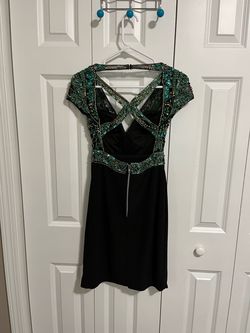 Mac Duggal Black Size 2 Midi Cocktail Dress on Queenly