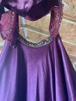 Alyce Paris Purple Size 0 Black Tie Ball gown on Queenly