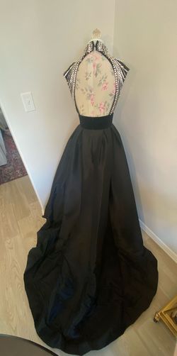Mac Duggal Black Size 4 Floor Length Prom Train Dress on Queenly