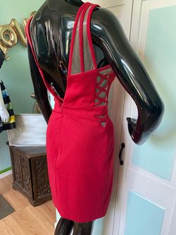 Abby Paris Red Size 2 Prom Midi Fitted Cocktail Dress on Queenly