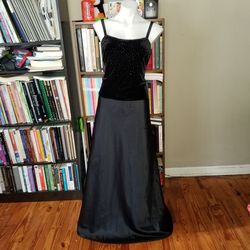 Vintage Black Size 16 Two Piece Floor Length Jersey A-line Dress on Queenly