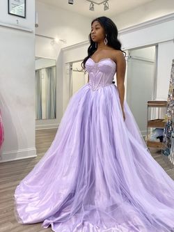 Portia and Scarlett Purple Size 0 Short Height Sweetheart Prom 50 Off Ball gown on Queenly