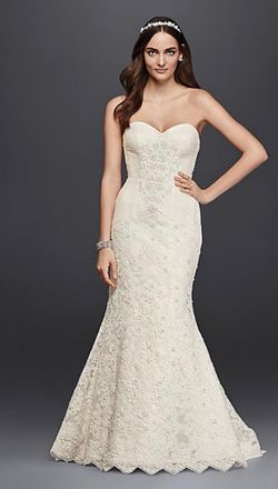 Oleg Cassini White Size 8 Lace Strapless Mermaid Dress on Queenly