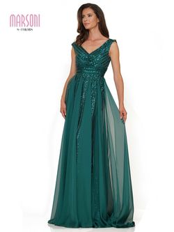 Style Beverly Colors Green Size 4 Emerald Floor Length Military Straight Dress on Queenly