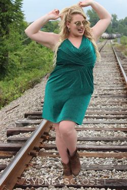 Style Leena Sydneys Closet Green Size 22 Plus Size Tall Height Cocktail Dress on Queenly