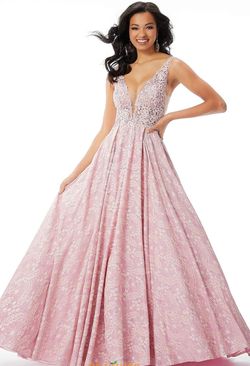 Style Belle MoriLee Light Pink Size 0 A-line Ball gown on Queenly