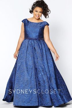 Style Karter Sydneys Closet Blue Size 14 Plus Size Boat Neck Tall Height Pattern Ball gown on Queenly