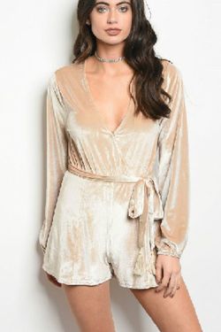 Style 6IR1098C Honey Punch Gold Size 4 Tall Height Sleeves Jumpsuit Dress on Queenly