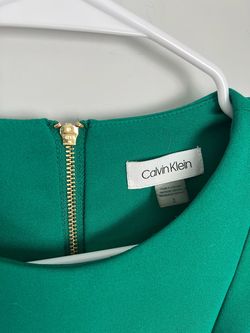 Calvin Klein Green Size 2 Free Shipping Cocktail Dress on Queenly