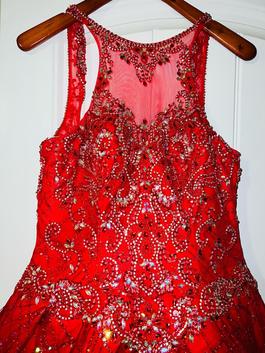 Red Size 4 Train Dress on Queenly