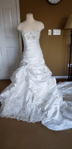 Maggie Sottero White Size 8 Wedding Floor Length Lace Mermaid Dress on Queenly
