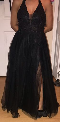 Blonde nites by Stacy Sklar Black Size 10 Halter Ball gown on Queenly