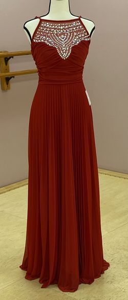 B. Darlin Red Size 4 Floor Length Straight Dress on Queenly