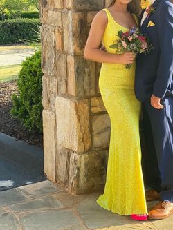 Yellow Size 0 Side slit Dress on Queenly