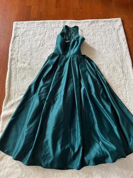Morgan and Co Green Size 0 Morgan & Co. 50 Off Ball gown on Queenly