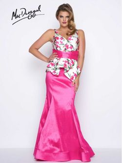 Style 77172 Mac Duggal White Size 16 Floor Length Floral Plus Size Mermaid Dress on Queenly