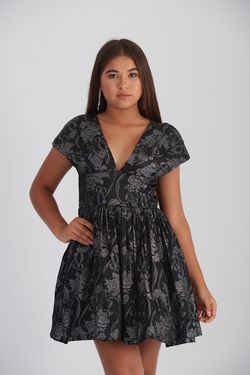 YDC Black Size 0 Pattern Cap Sleeve Print Cocktail Dress on Queenly