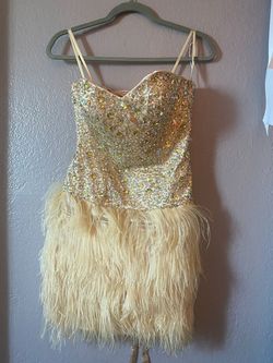 Jovani Gold Size 2 Midi Cocktail Dress on Queenly