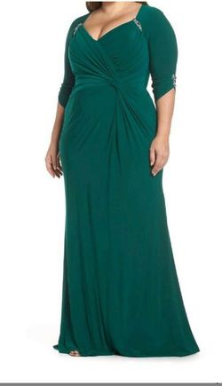 Mac Duggal Green Size 18 Sequin Polyester Plus Size Straight Dress on Queenly