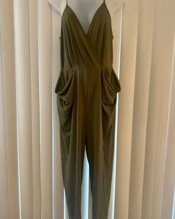 BCBG Green Size 6 50 Off Jumpsuit Dress on Queenly