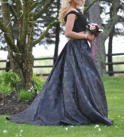 Sherri Hill Black Tie Size 6 Print Two Piece Ball gown on Queenly