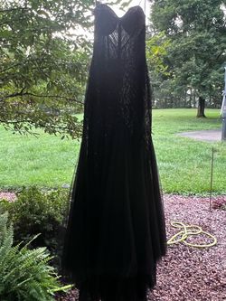 Angela and Alison Black Size 10 Train Floor Length Mermaid Dress on Queenly