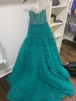Sherri Hill Green Size 4 Train A-line Dress on Queenly