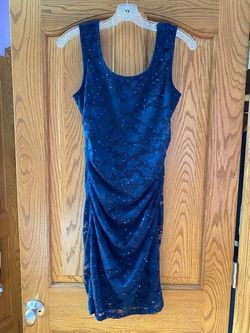 Studio Y Blue Size 6 Lace Cocktail Dress on Queenly