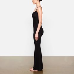 Zara Black Tie Size 18 Plus Size Straight Dress on Queenly