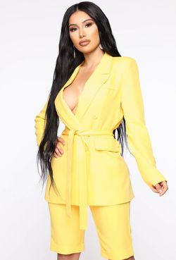 Yellow Size 0 Jumpsuit Dress on Queenly