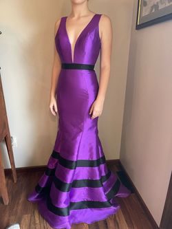 Mac Duggal Purple Size 4 Floor Length Black Tie Mermaid Dress on Queenly