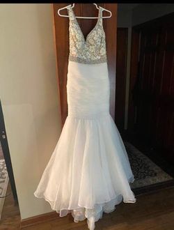 Sherri Hill White Size 2 V Neck Sequin Mermaid Dress on Queenly