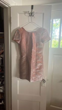 Express Pink Size 8 Summer Euphoria Cocktail Dress on Queenly