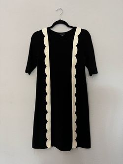 Ann Taylor Black Size 0 Jersey Midi Interview Cocktail Dress on Queenly