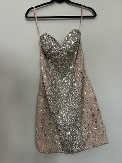 Terani Couture Nude Size 0 Nightclub Homecoming Euphoria Jewelled Sorority Formal Cocktail Dress on Queenly