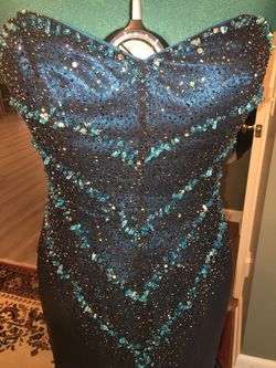 Alyce Paris Blue Size 6 $300 Floor Length Train Dress on Queenly
